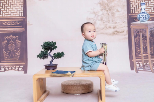 曲靖宝宝汗毛重怎么办